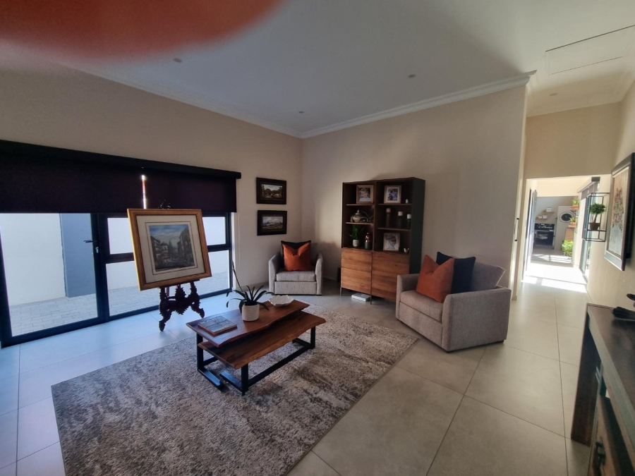 3 Bedroom Property for Sale in Landsmeer Residential Estate North West